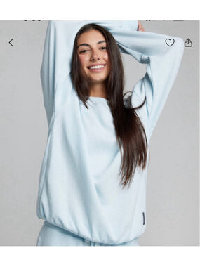 Women's comfort waffle sweatshirt size xl baby blue new never worn.